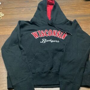 Wisconsin Badgers Kids Hoodie Medium 
Stadium Athletics